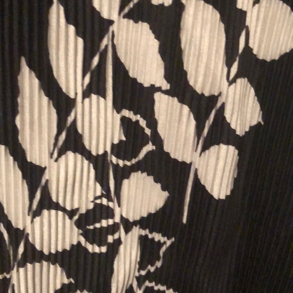 🦢🖤🦢Vintage Elegance - Picture 8 of 10